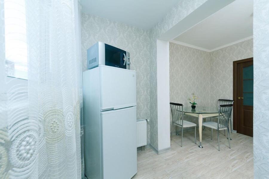 1 Вулиця Софії Русової Kiev Exterior foto
